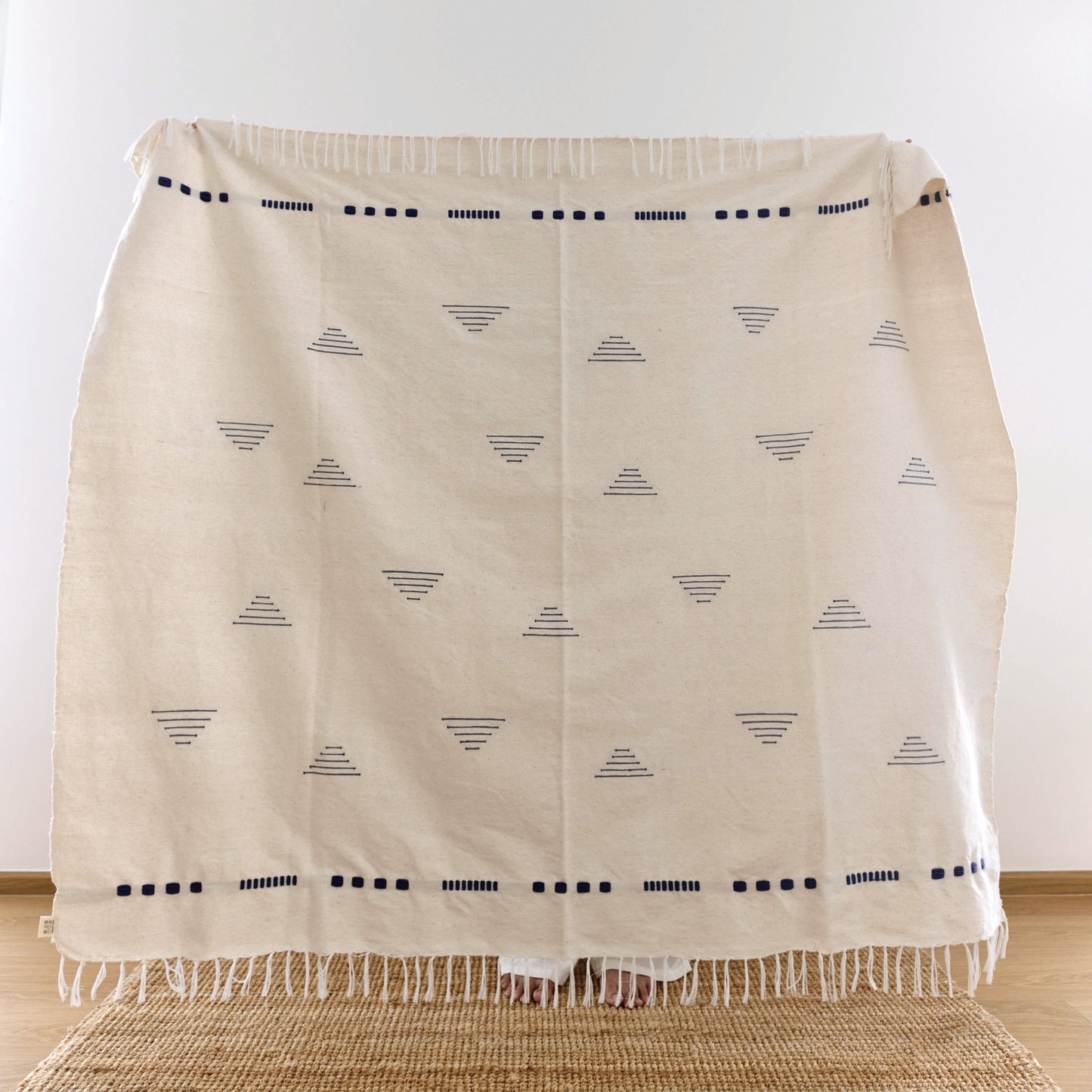Triangle Pattern Thrown